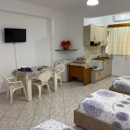 Roisin Apartment Sarandë